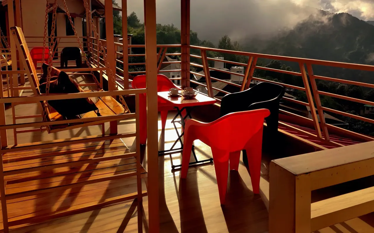 Hotel Himashray website